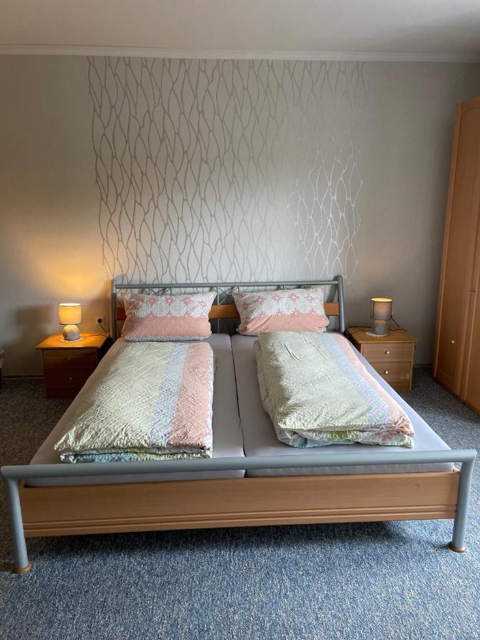 Petryhof Homestay *