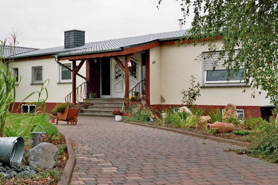Petryhof *